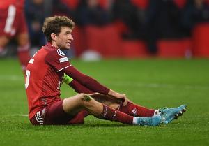 法尔克:拜仁强调削减成本政策,穆勒即使接受降薪也无法留队